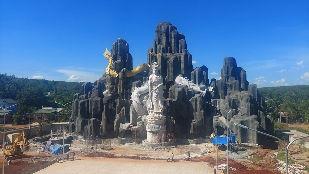 Núi Biển Nhân Tạo Đã Nẵng