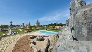 Núi Biển Nhân Tạo Huế